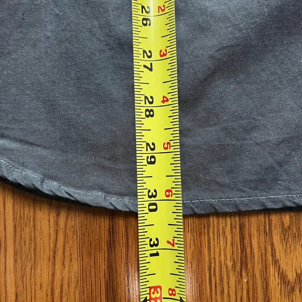 The North‎ Face Short Sleeve Large Men's Button Up Gray Chambray Twill 2 Pockets